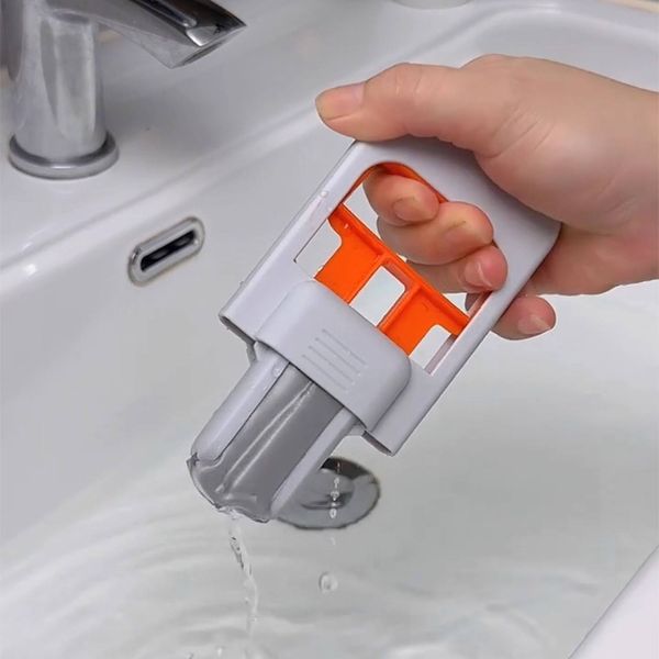 Compact wet and dry sponge cleaner for home, office and car cleaning tasks