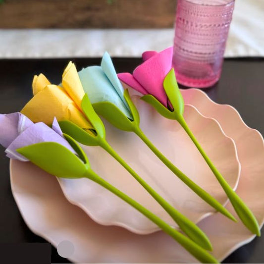 Elegant Floral Fashionable Napkin Holder Set of 4